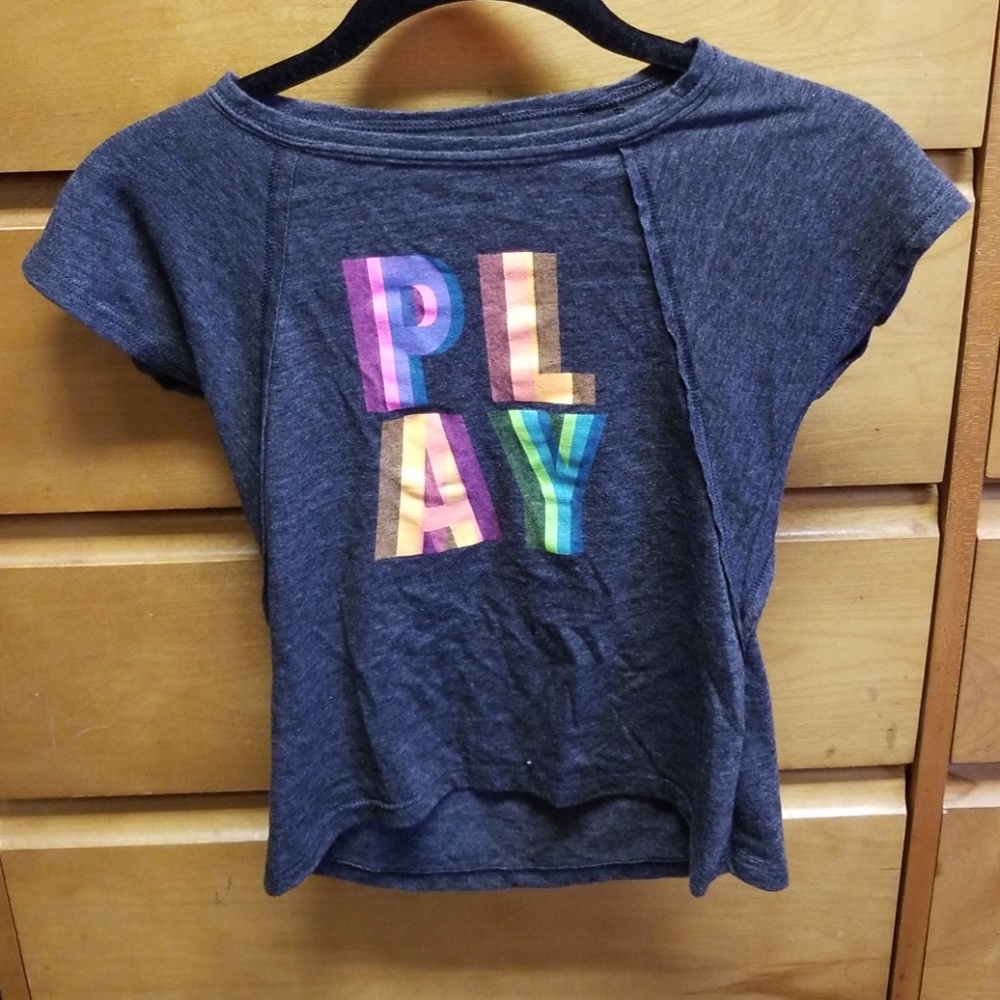 Tee shirt